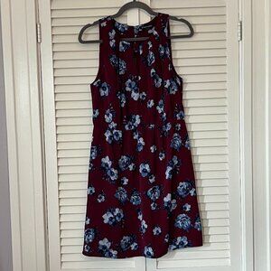 41 Hawthorn Eden A Line Keyhole Burgundy Floral Dress medium
